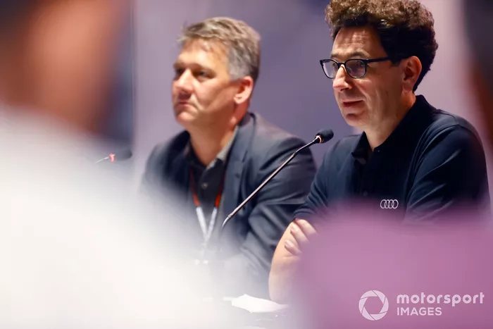 Gernot Dollner, CEO de Audi, y Mattia Binotto, CEO y CTO del equipo de F1 KICK Sauber