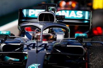 Lewis Hamilton, Mercedes AMG F1 W10 rijdt in Parc Ferme