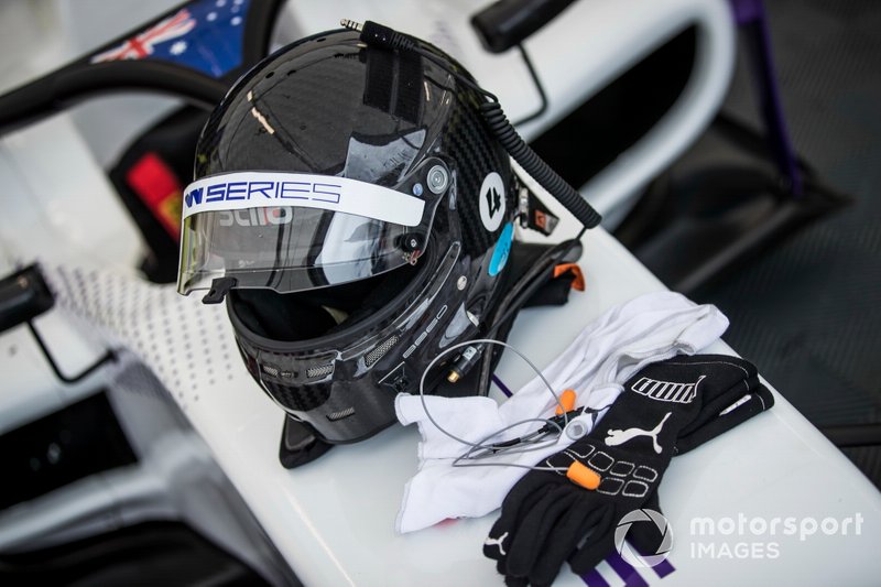 The helmet of Caitlin Wood