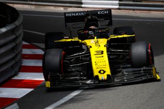 Daniel Ricciardo, Renault R.S.19