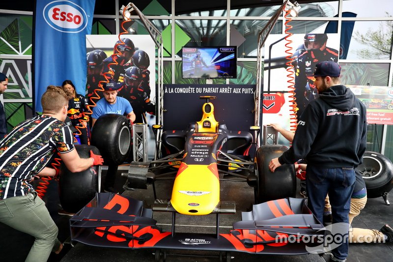 Red Bull Pit Stop Challenge winners in action in Montreal