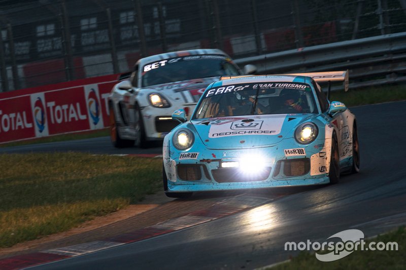 #125 SetupWizzard Racing Porsche 991 GT3 Cup: Dr. Michael Czyborra, Dr. M. Hüttenrauch, Hannes Plesse, Mario Farnbacher