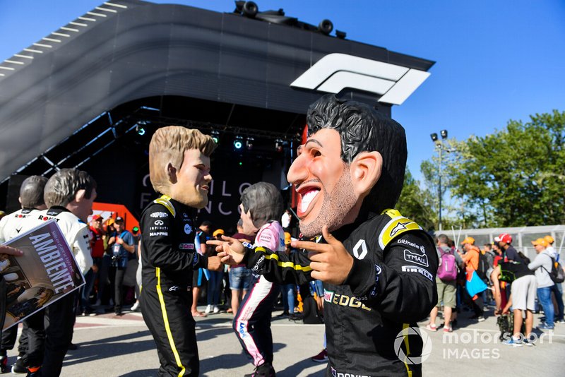 Caricatures of Nico Hulkenberg, Renault F1 Team, and Daniel Ricciardo, Renault
