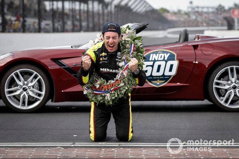 Simon Pagenaud, Team Penske Chevrolet, Victory Lane, Corvette Pace Car