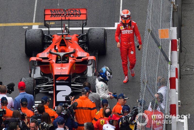 Sebastian Vettel, Ferrari, seconda posizione, al Parc Ferme