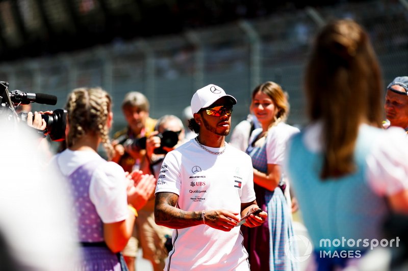 Lewis Hamilton, Mercedes AMG F1, alla parata dei piloti