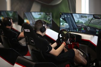 Piloti al simulatore