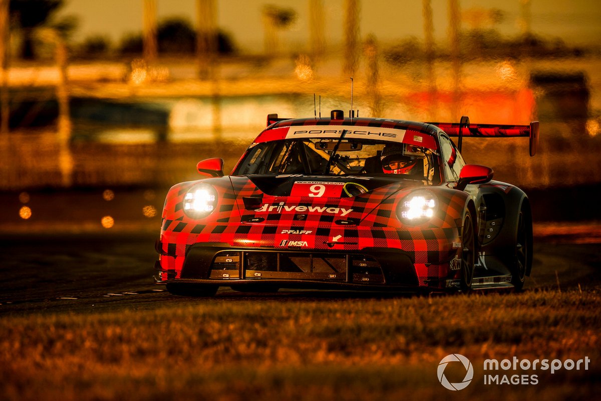 #9 PFAFF Motorsports Porsche 992 911 GT3R, GTD PRO: Klaus Bachler