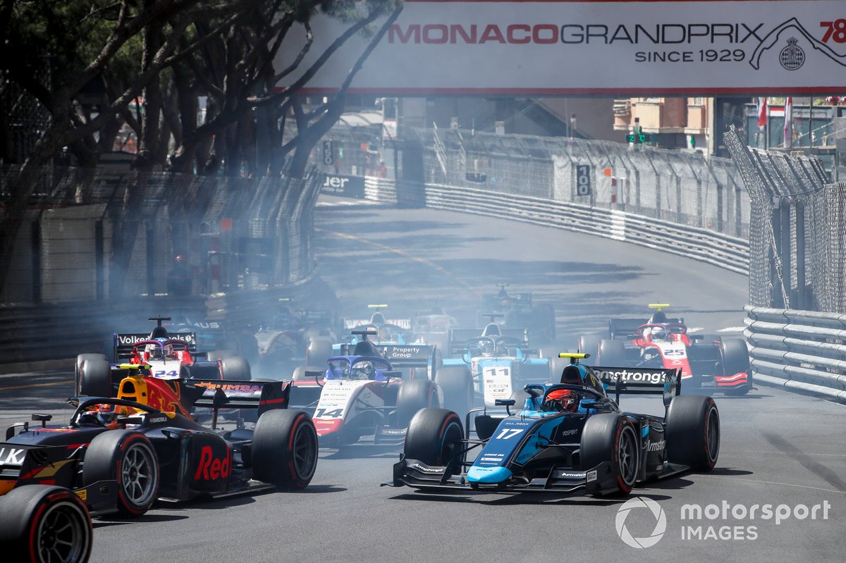 Marcus Armstrong, Dams al inicio de la carrera