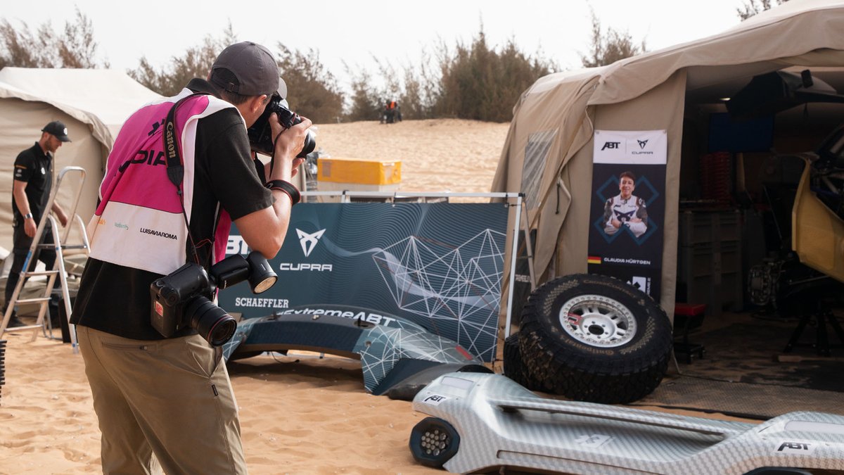 Sam Bloxham, coordinador de Motorsport Images, en el Ocean X-Prix