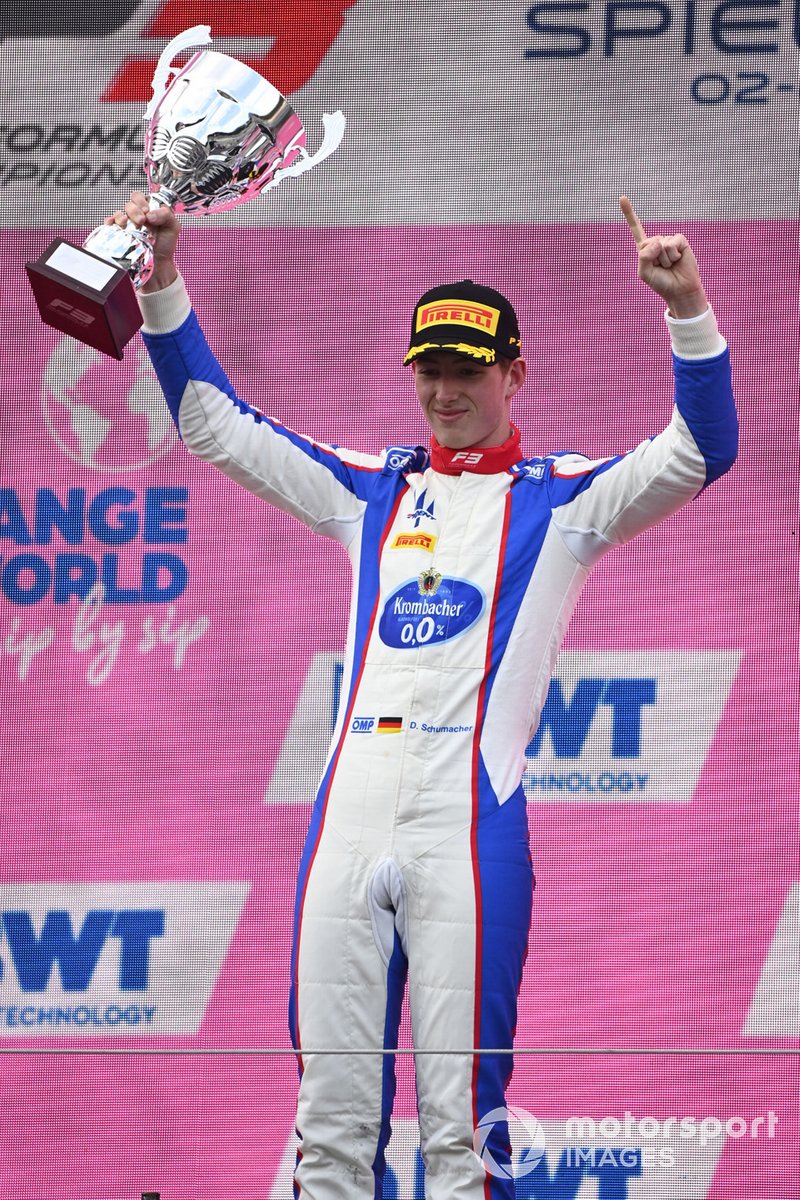 Podio: ganador David Schumacher, Trident