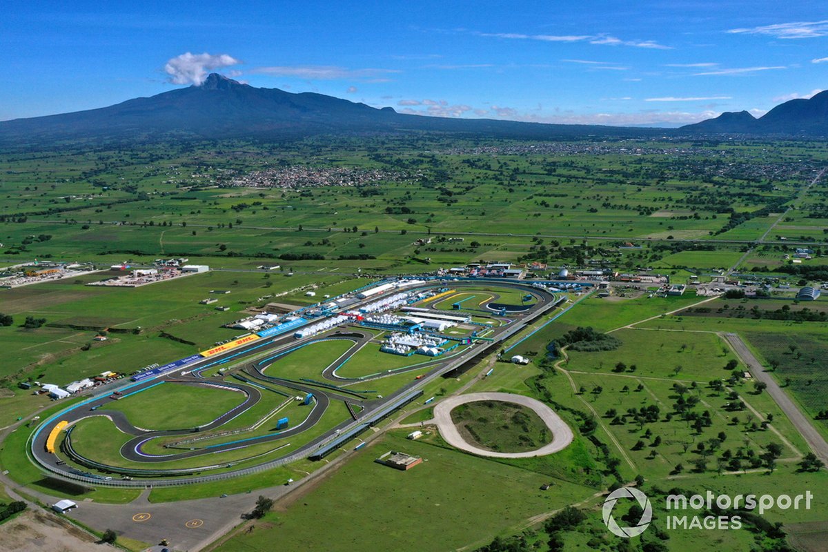 Vista aérea del Autódromo Miguel E. Abed