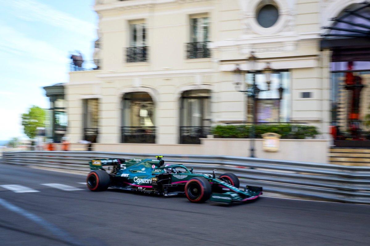 MONACO DOMINGO Sebastian-vettel-aston-martin--1