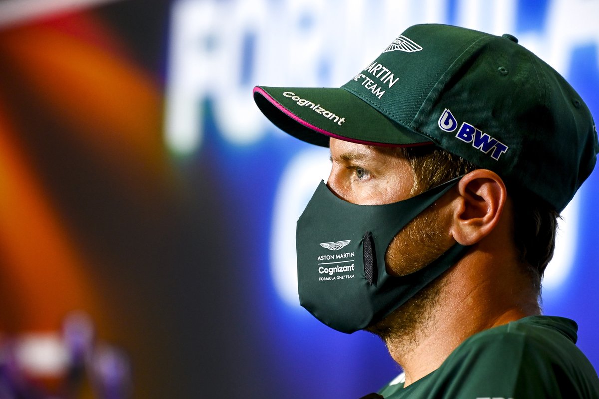Sebastian Vettel, Aston Martin en la conferencia de prensa
