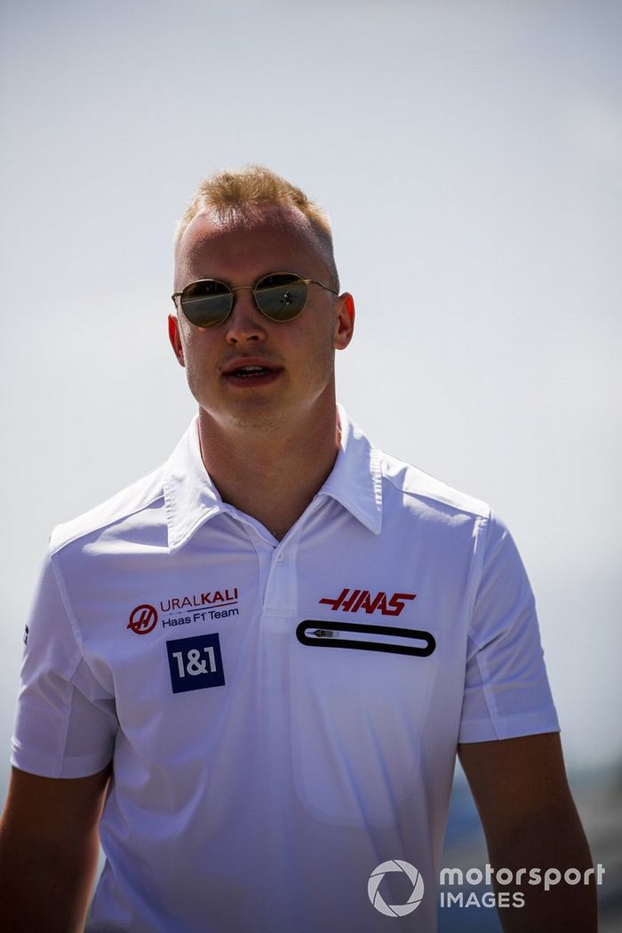Nikita Mazepin, Haas F1, recorre la pista del GP de Estiria