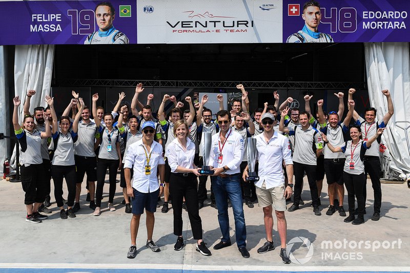Edoardo Mortara, Venturi Formula E, riceve il premio del vincitore di Hong Kong