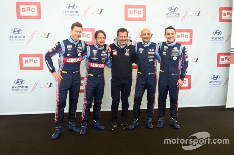Nick Catsburg, Augusto Farfus, Gabriele Tarquini és Michelisz Norbert, BRC Racing Team