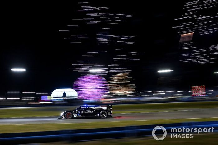 #10 Wayne Taylor Racing Cadillac DPi: Renger Van Der Zande, Jordan Taylor, Fernando Alonso, Kamui Kobayashi