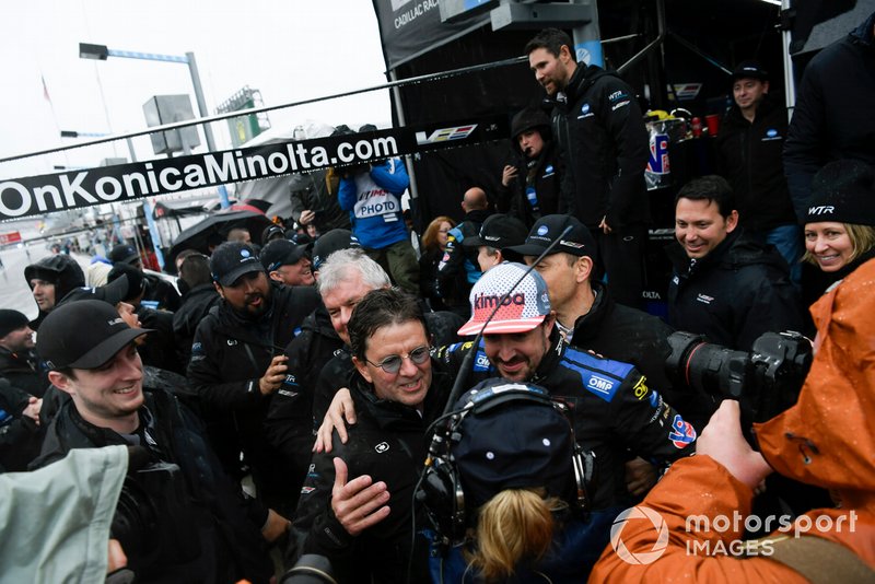 #10 Konica Minolta Cadillac DPi-V.R. Cadillac DPi, DPi: Renger Van Der Zande, Jordan Taylor, Fernando Alonso, Kamui Kobayashi - Team owner Wayne Taylor speaks with NBC following victory.