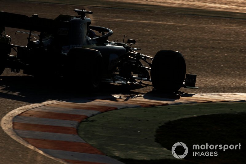 Daniel Ricciardo, Renault F1 Team R.S. 19