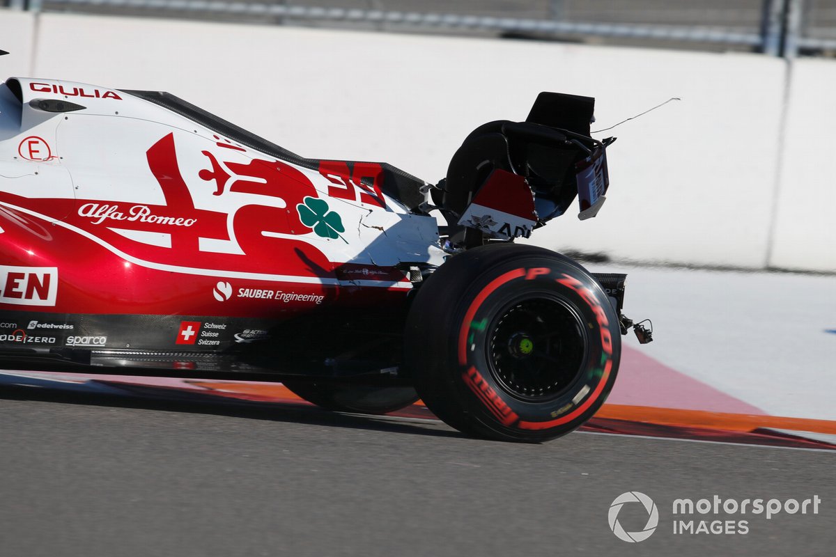 L'incidente di Antonio Giovinazzi, Alfa Romeo Racing C41 durante le prove libere