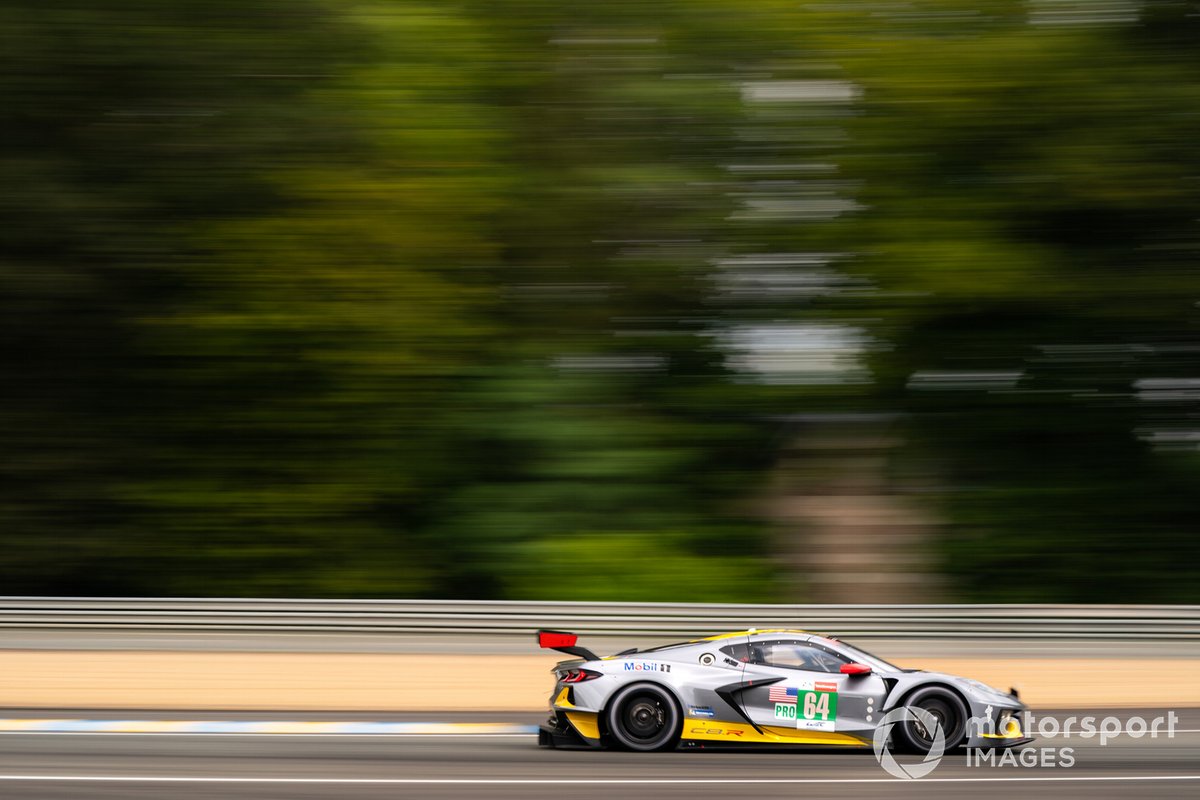 #64 Corvette Racing Chevrolet Corvette C8.R LMGTE Pro, Tommy Milner, Nicholas Tandy, Alexander Sims