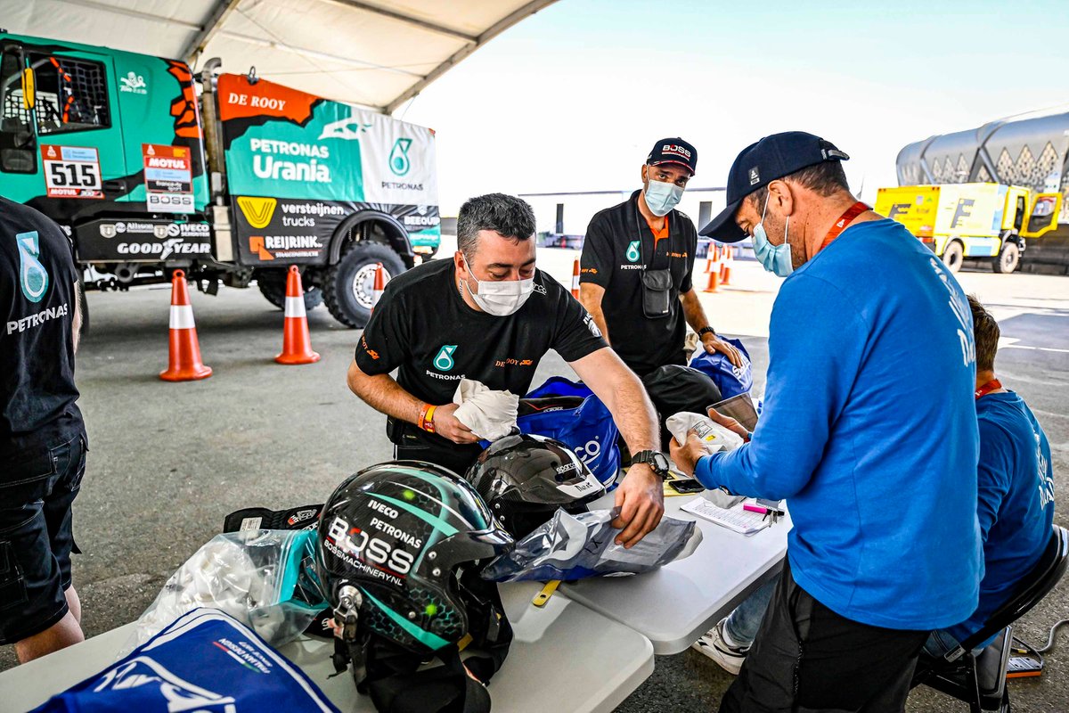 #515 Petronas Team De Rooy Iveco: Hans Stacey, Anton Van Limpt, Randy Smits