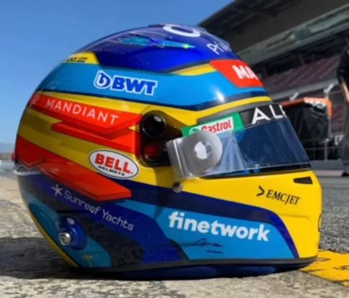 Nuevo casco de Fernando Alonso para 2022