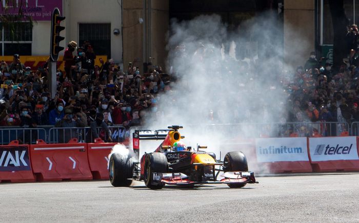 Sergio Pérez. Red Bull ShowRun CDMX
