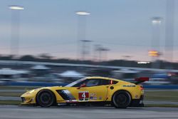 #4 Corvette Racing Chevrolet Corvette C7.R: Oliver Gavin, Tommy Milner, Marcel Fässler