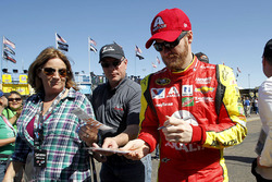 Dale Earnhardt Jr., Hendrick Motorsports Chevrolet with fans