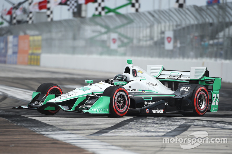 #22 Simon Pagenaud (Penske-Chevrolet)