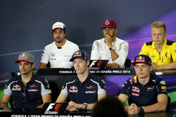 Carlos Sainz Jr., Scuderia Toro Rosso, Daniil Kvyat, Scuderia Toro Rosso and Max Verstappen, Red Bull Racing
