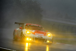 #30 Frikadelli Racing Team, Porsche GT3 R: Norbert Siedler, Patrick Huisman, Sabine Schmitz