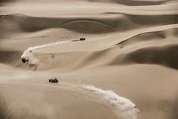 #104 Peugeot: Cyril Despres, David Castera