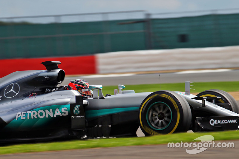 Esteban Ocon, Mercedes AMG F1 W07 Hybrid Piloto de pruebas