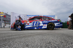Ganador de la pole Greg Biffle, Roush Fenway Racing Ford