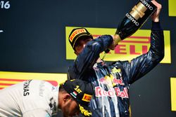 Daniel Ricciardo, Red Bull Racing celebra su tercer puesto en el podio