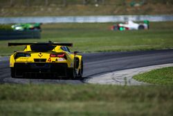 #4 Corvette Racing Chevrolet Corvette C7.R: Oliver Gavin, Tommy Milner