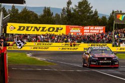 Jamie Whincup , Paul Dumbrell, Triple Eight Race Engineering Holden