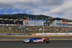 #67 Ford Chip Ganassi Racing Team UK Ford GT: Andy Priaulx, Harry Tincknell