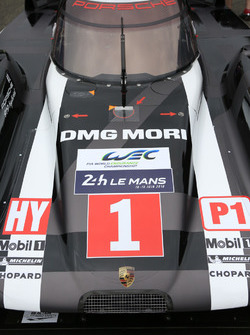 #1 Porsche Team Porsche 919 Hybrid