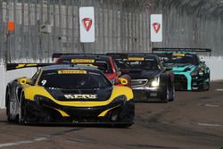 #9 K-Pax Racing McLaren 650S GT3: Alvaro Parente