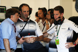 Jost Capito, McLaren Chief Executive Officer with Stoffel Vandoorne, McLaren Test and Reserve Driver (Right)