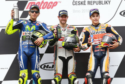 Podium: race winner Cal Crutchlow, Team LCR Honda, second place Valentino Rossi, Yamaha Factory Racing, third place Marc Marquez, Repsol Honda Team
