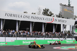 Kevin Magnussen, Renault Sport F1 Team RS16