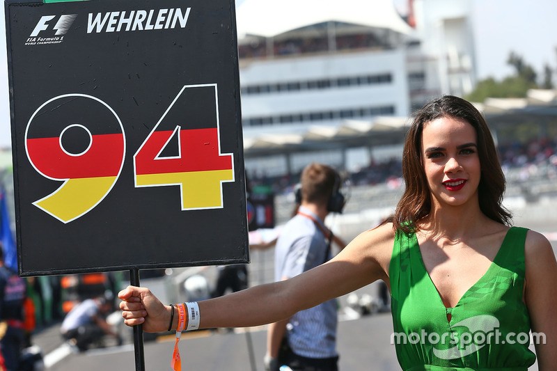 Chica de la parrilla de Pascal Wehrlein, Manor Racing