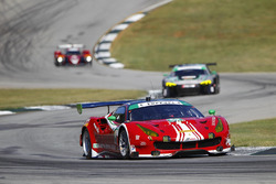 #63 Scuderia Corsa Ferrari 488 GT3: Christina Nielsen, Alessandro Balzan, Jeff Segal