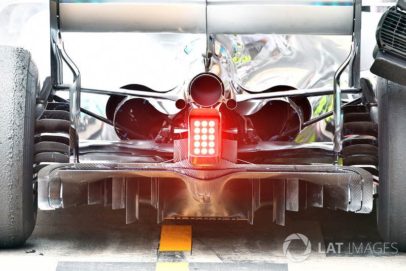 Mercedes-AMG F1 W09 rear and diffuser