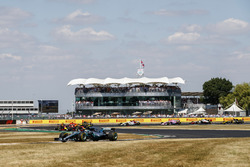 Lewis Hamilton, Mercedes AMG F1 W09, leads Max Verstappen, Red Bull Racing RB14, and Daniel Ricciardo, Red Bull Racing RB14